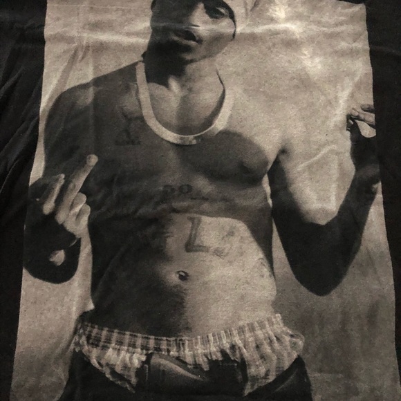 TUPAC TEE - Picture 2 of 3